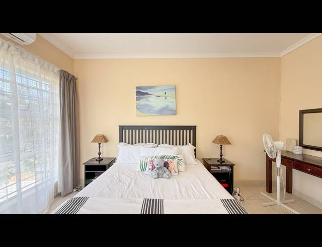 4 BEDROOM DUPLEX FOR SALE IN WILLARD BEACH
